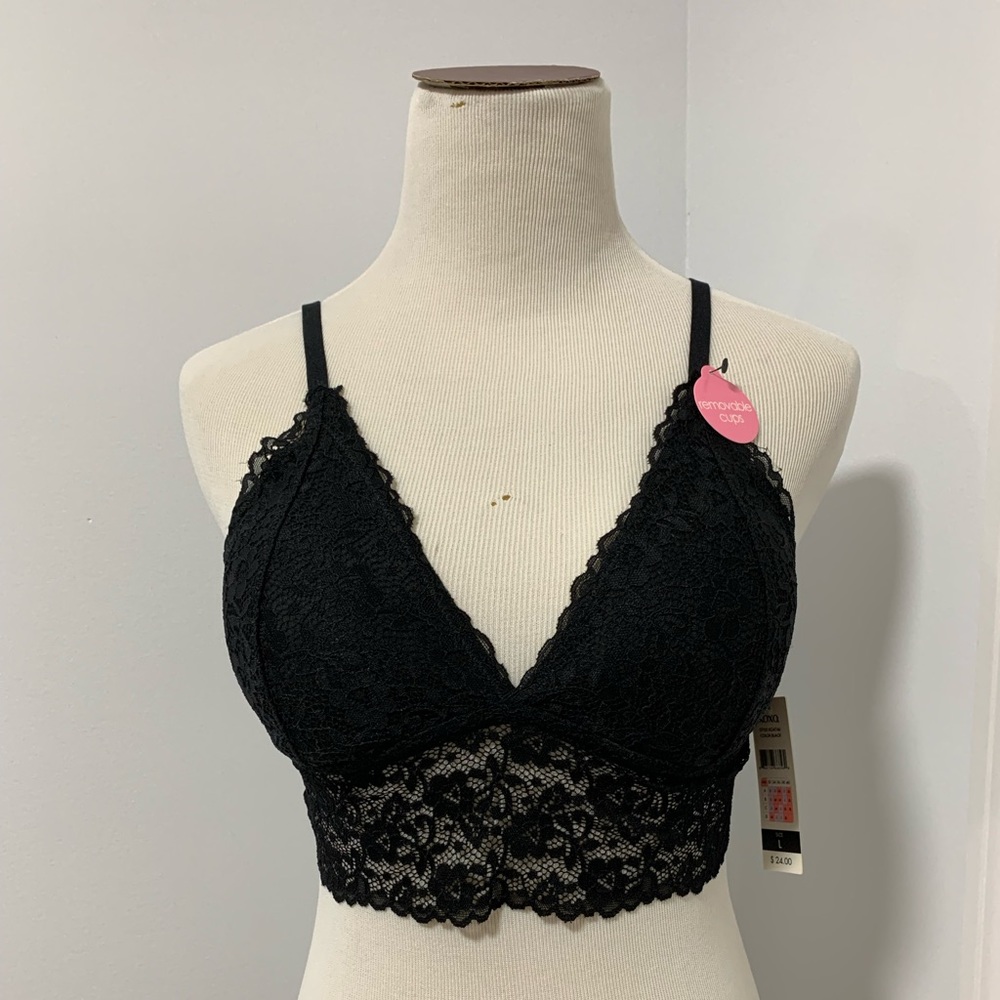 XOXO Black Removable Cup Bra with Lace